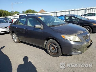 Czwarte zdjęcie samochodu z boku: 2010 TOYOTA COROLLA BASE VIN:1NXBU4EE1AZ377886 - miniatura