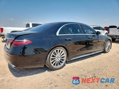 Trzecie zdjęcie samochodu z tyłu: 2022 MERCEDES-BENZ S 580 4MATIC VIN:W1K6G7GB0NA140420 - miniatura