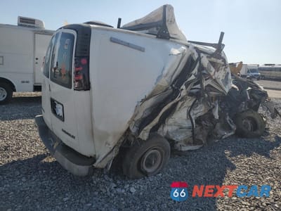 Trzecie zdjęcie samochodu z tyłu: 2002 CHEVROLET EXPRESS G2500 VIN:1GCFG25M321197840 - miniatura