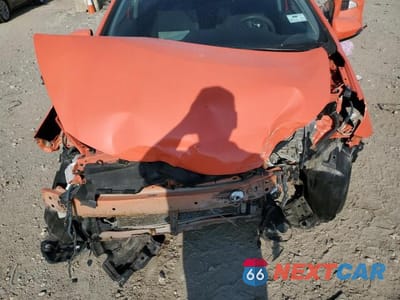 Zdjęcie 11 z 13 samochodu: 2012 TOYOTA PRIUS C VIN:JTDKDTB31C1012033 - miniatura