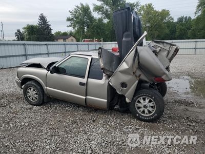 Drugie zdjęcie samochodu z przodu: 2002 GMC SONOMA VIN:1GTDT19W028232897 - miniatura