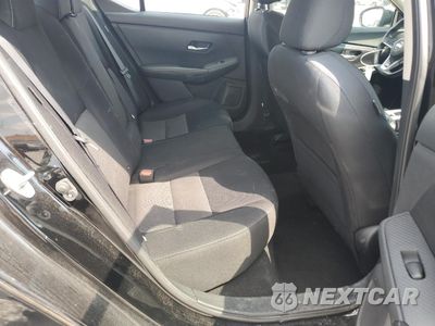 Zdjęcie 10 z 14 samochodu: 2021 NISSAN SENTRA SV VIN:3N1AB8CV9MY254941 - miniatura