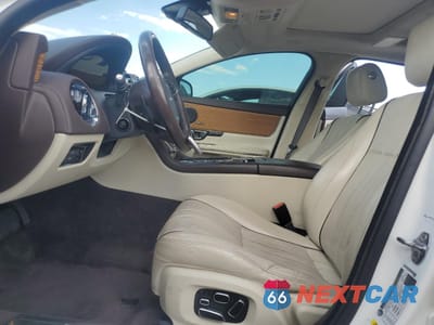 Zdjęcie 7 z 12 samochodu: 2015 JAGUAR XJL PORTFOLIO VIN:SAJWJ2GD9F8V80808 - miniatura