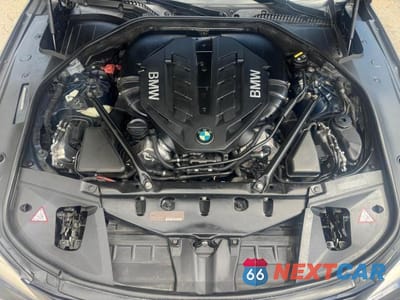 Zdjęcie 14 z 15 samochodu: 2015 BMW 750 XI VIN:WBAYB6C5XFD965910 - miniatura