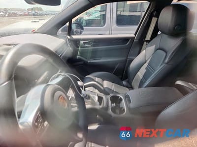Zdjęcie 7 z 13 samochodu: 2023 PORSCHE CAYENNE S VIN:WP1AB2AY6PDA14842 - miniatura