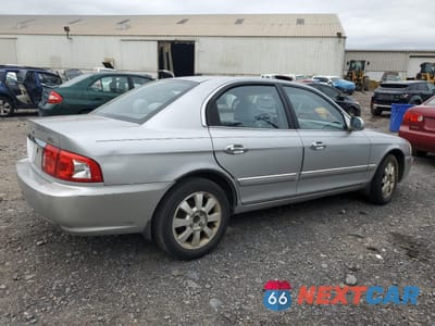 Trzecie zdjęcie samochodu z tyłu: 2006 KIA OPTIMA LX VIN:KNAGD128065443852 - miniatura