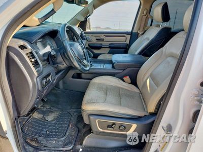 Zdjęcie 7 z 12 samochodu: 2020 RAM 1500 LIMITED VIN:1C6SRFHT7LN191110 - miniatura