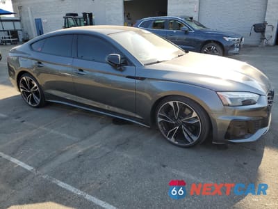 Czwarte zdjęcie samochodu z boku: 2023 AUDI S5 PREMIUM PLUS VIN:WAUC4CF54PA062170 - miniatura