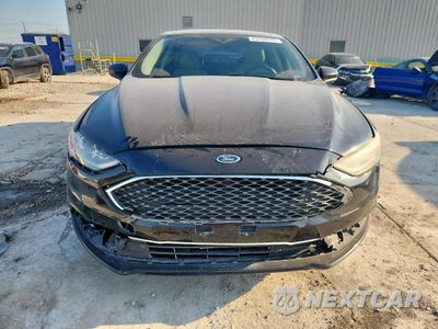 Piąte zdjęcie samochodu w środku: 2017 FORD FUSION S VIN:3FA6P0G70HR217543 - miniatura