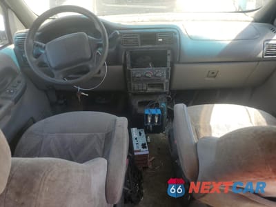 Zdjęcie 8 z 14 samochodu: 1997 CHEVROLET VENTURE VIN:1GNDU06E2VD101539 - miniatura