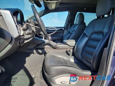 Zdjęcie 7 z 14 samochodu: 2011 PORSCHE CAYENNE S VIN:WP1AB2A20BLA52710 - miniatura