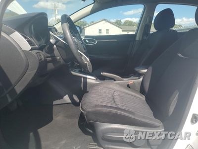 Zdjęcie 7 z 15 samochodu: 2019 NISSAN SENTRA S VIN:3N1AB7AP3KY265199 - miniatura