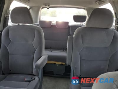 Zdjęcie 10 z 13 samochodu: 2006 HONDA ODYSSEY LX VIN:5FNRL38296B042358 - miniatura