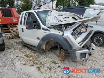 Czwarte zdjęcie samochodu z boku: 2015 FORD F450 SUPER DUTY VIN:1FD0X4GT3FEC12319 - miniatura