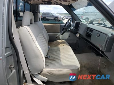 Zdjęcie 7 z 12 samochodu: 1992 CHEVROLET S TRUCK S10 VIN:1GCCS14Z6N8167493 - miniatura