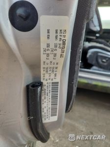 Zdjęcie 12 z 12 samochodu: 2008 JEEP COMMANDER SPORT VIN:1J8HG48K68C149964 - miniatura