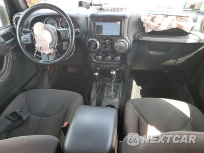 Zdjęcie 8 z 13 samochodu: 2015 JEEP WRANGLER UNLIMITED SPORT VIN:1C4BJWDG1FL721726 - miniatura