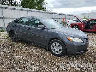 Czwarte zdjęcie samochodu z boku: 2007 TOYOTA CAMRY CE VIN:4T1BE46KX7U087978 - miniatura
