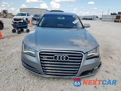 Piąte zdjęcie samochodu w środku: 2012 AUDI A8 QUATTRO VIN:WAUAVAFD9CN034903 - miniatura