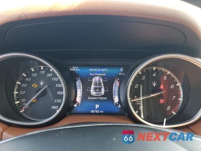 Zdjęcie 9 z 16 samochodu: 2017 MASERATI LEVANTE VIN:ZN661XUA6HX215693 - miniatura