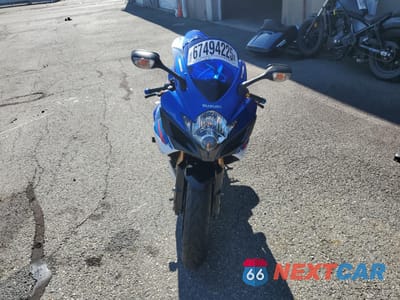 Drugie zdjęcie samochodu z przodu: 2006 SUZUKI GSX-R600 K6 VIN:JS1GN7DA962103260 - miniatura