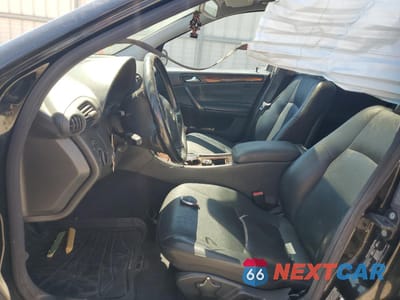 Zdjęcie 7 z 12 samochodu: 2003 MERCEDES-BENZ C 240 VIN:WDBRF61J83A507676 - miniatura