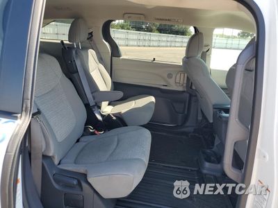 Zdjęcie 11 z 13 samochodu: 2023 TOYOTA SIENNA LE VIN:5TDKRKEC9PS175903 - miniatura