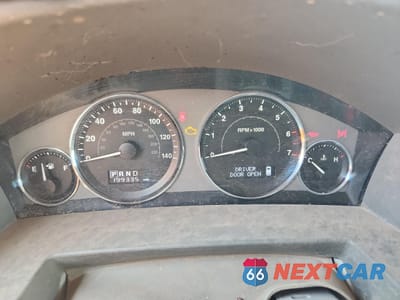 Zdjęcie 9 z 13 samochodu: 2008 JEEP COMMANDER OVERLAND VIN:1J8HG682X8C140762 - miniatura
