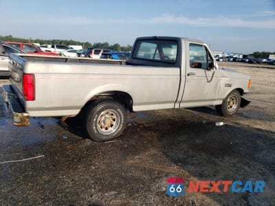 Trzecie zdjęcie samochodu z tyłu: 1991 FORD F150 VIN:1FTDF15YXMNB06274 - miniatura