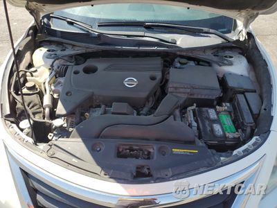 Zdjęcie 11 z 14 samochodu: 2015 NISSAN ALTIMA 2.5 VIN:1N4AL3AP9FN382457 - miniatura