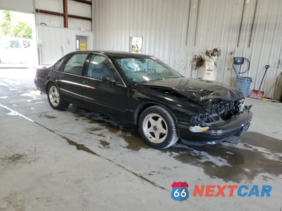 Czwarte zdjęcie samochodu z boku: 1994 CHEVROLET CAPRICE CLASSIC LS VIN:1G1BN52P8RR168536 - miniatura