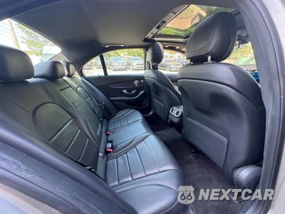 Piąte zdjęcie samochodu w środku: 2020 MERCEDES-BENZ C 300 4MATIC VIN:55SWF8EB0LU328511 - miniatura