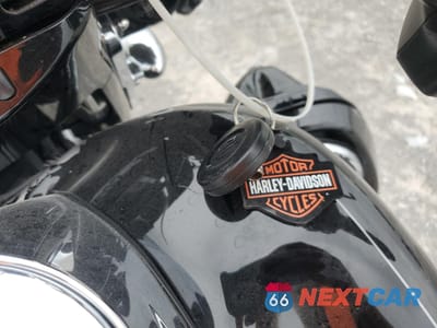 Zdjęcie 8 z 10 samochodu: 2015 HARLEY-DAVIDSON FLHXS STREET GLIDE SPECIAL VIN:1HD1KRM11FB688995 - miniatura