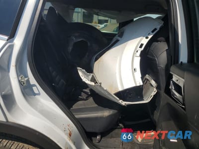 Zdjęcie 11 z 14 samochodu: 2023 MITSUBISHI OUTLANDER SE VIN:JA4J4UA81PZ050992 - miniatura