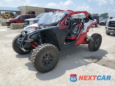 Drugie zdjęcie samochodu z przodu: 2025 CAN-AM MAVERICK X3 X RC 72 TURBO RR VIN:3JBVVAV49SE000116 - miniatura