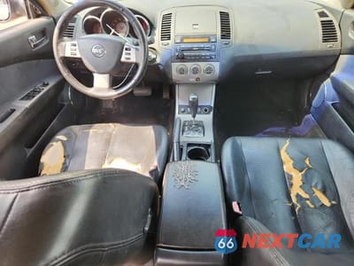Zdjęcie 8 z 12 samochodu: 2005 NISSAN ALTIMA SE VIN:1N4BL11DX5C363621 - miniatura