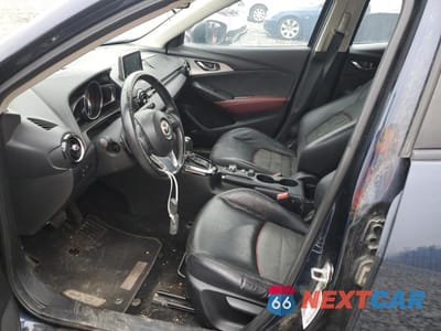 Zdjęcie 7 z 13 samochodu: 2016 MAZDA CX-3 GRAND TOURING VIN:JM1DKBD78G0113896 - miniatura