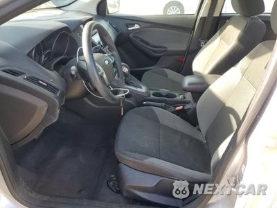 Zdjęcie 7 z 12 samochodu: 2013 FORD FOCUS SE VIN:1FADP3F29DL213045 - miniatura