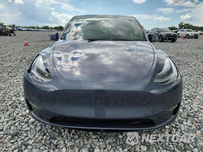 Piąte zdjęcie samochodu w środku: 2023 TESLA MODEL Y VIN:7SAYGDEE2PA058214 - miniatura