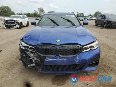 Piąte zdjęcie samochodu w środku: 2019 BMW 330XI VIN:WBA5R7C50KAJ80800 - miniatura