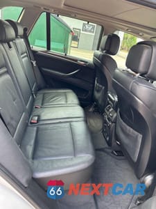 Zdjęcie 6 z 10 samochodu: 2013 BMW X5 XDRIVE35I VIN:5UXZV4C50D0B01442 - miniatura