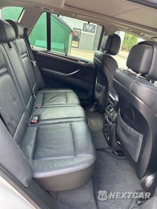 Zdjęcie 6 z 10 samochodu: 2013 BMW X5 XDRIVE35I VIN:5UXZV4C50D0B01442 - miniatura
