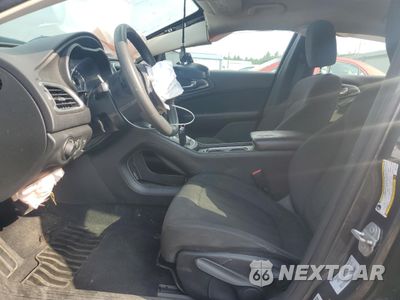 Zdjęcie 7 z 14 samochodu: 2016 CHRYSLER 200 LX VIN:1C3CCCFB2GN171493 - miniatura