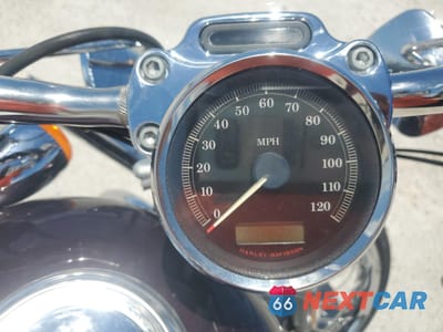 Zdjęcie 7 z 10 samochodu: 2007 HARLEY-DAVIDSON XL1200 C VIN:1HD1CT3127K458024 - miniatura
