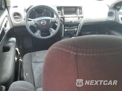 Zdjęcie 8 z 13 samochodu: 2016 NISSAN PATHFINDER S VIN:5N1AR2MN3GC605310 - miniatura