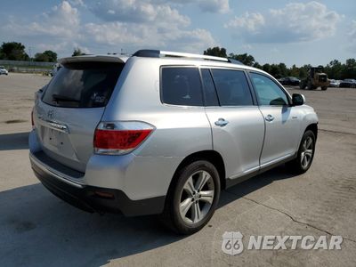 Trzecie zdjęcie samochodu z tyłu: 2013 TOYOTA HIGHLANDER LIMITED VIN:5TDYK3EH7DS095494 - miniatura