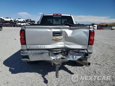 Zdjęcie 6 z 12 samochodu: 2016 CHEVROLET SILVERADO K2500 HEAVY DUTY LTZ VIN:1GC1KWE82GF189709 - miniatura