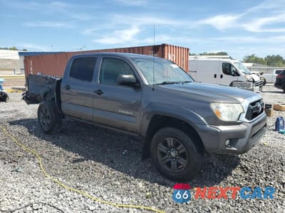 Czwarte zdjęcie samochodu z boku: 2015 TOYOTA TACOMA PRERUNNER V6 VIN:5TFJU4GN0FX080269 - miniatura