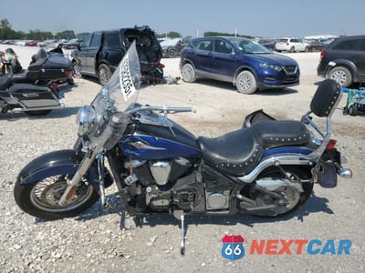 Trzecie zdjęcie samochodu z tyłu: 2009 KAWASAKI VN900 D VIN:JKAVN2D179A030054 - miniatura