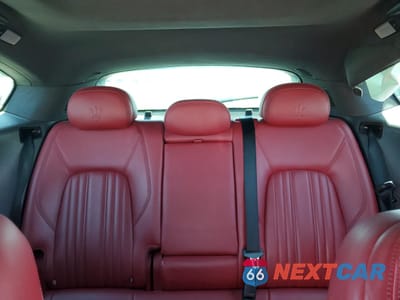 Zdjęcie 10 z 13 samochodu: 2017 MASERATI LEVANTE LUXURY VIN:ZN661XUL5HX238657 - miniatura